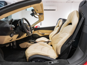 フェラーリ 488スパイダー F1 DCT　正規D車 RossoCorsa ﾌﾛﾝﾄｻｽﾍﾟﾝｼｮﾝﾘﾌﾃｨﾝｸﾞ Cremaﾚｻﾞｰ ﾌﾙ電動ｼｰﾄ ｼｰﾄﾋｰﾀｰ ｶｰﾎﾞﾝLEDｽﾃｱ ｶｰﾎﾞﾝｲﾝﾃﾘｱ JBLｻｳﾝﾄﾞ 鍛造20AW