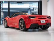 フェラーリ 488スパイダー F1 DCT　正規D車 RossoCorsa ﾌﾛﾝﾄｻｽﾍﾟﾝｼｮﾝﾘﾌﾃｨﾝｸﾞ Cremaﾚｻﾞｰ ﾌﾙ電動ｼｰﾄ ｼｰﾄﾋｰﾀｰ ｶｰﾎﾞﾝLEDｽﾃｱ ｶｰﾎﾞﾝｲﾝﾃﾘｱ JBLｻｳﾝﾄﾞ 鍛造20AW