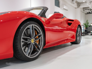 フェラーリ 488スパイダー F1 DCT　正規D車 RossoCorsa ﾌﾛﾝﾄｻｽﾍﾟﾝｼｮﾝﾘﾌﾃｨﾝｸﾞ Cremaﾚｻﾞｰ ﾌﾙ電動ｼｰﾄ ｼｰﾄﾋｰﾀｰ ｶｰﾎﾞﾝLEDｽﾃｱ ｶｰﾎﾞﾝｲﾝﾃﾘｱ JBLｻｳﾝﾄﾞ 鍛造20AW