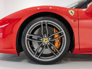 フェラーリ 488スパイダー F1 DCT　正規D車 RossoCorsa ﾌﾛﾝﾄｻｽﾍﾟﾝｼｮﾝﾘﾌﾃｨﾝｸﾞ Cremaﾚｻﾞｰ ﾌﾙ電動ｼｰﾄ ｼｰﾄﾋｰﾀｰ ｶｰﾎﾞﾝLEDｽﾃｱ ｶｰﾎﾞﾝｲﾝﾃﾘｱ JBLｻｳﾝﾄﾞ 鍛造20AW