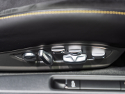 ポルシェ 718 ケイマン GT4 6MT ｽﾎﾟｰﾂｸﾛﾉ&ﾚｻﾞｰｲﾝﾃﾘｱPKG　正規D車 1ｵｰﾅｰ 右H 18wayｱﾀﾞﾌﾟﾃｨﾌﾞｽﾎﾟｰﾂｼｰﾄ PCCB PCMﾅﾋﾞ Bｶﾒﾗ CarPlay BOSEｻｳﾝﾄﾞ LEDﾍｯﾄﾞﾗｲﾄPDLSﾌﾟﾗｽ ｽﾎﾟｰﾂEX 純正20AW