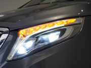 メルセデスベンツ Vクラス V220dｽﾎﾟｰﾂ ﾛﾝｸﾞ ﾚｰﾀﾞｰP　ﾏｲﾊﾞｯﾊ仕様 ｴｸﾞｾｸﾃｨﾌﾞｼｰﾄ TVﾓﾆﾀｰ付ﾊﾟｰﾃｰｼｮﾝ ﾊﾟﾉﾗﾏSR 4人乗り　2年保証