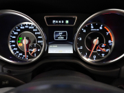 AMG Gクラス G63 designoｴｸｽｸﾙｰｼﾌﾞ　正規D車 OPｶﾗｰ 黒×赤革ｼｰﾄ ﾍﾞﾝﾁﾚｰﾀｰ ｻﾝﾙｰﾌ ﾅﾋﾞTV harman/kardon AMGｽﾎﾟｰﾂEX 20AW　2年保証