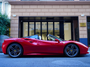 フェラーリ 488スパイダー F1 DCT　正規ﾃﾞｨｰﾗｰ車 ROSSOCORSA×CREMAﾚｻﾞｰ  20ｲﾝﾁ鍛造AW 電動ｼｰﾄ JBLｻｳﾝﾄﾞ ｶｰﾎﾞﾝｲﾝﾃﾘｱ ﾌﾛﾝﾄﾘﾌﾀｰ CCM SCM2