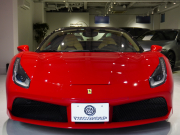 フェラーリ 488スパイダー F1 DCT　正規ﾃﾞｨｰﾗｰ車 ROSSOCORSA×CREMAﾚｻﾞｰ  20ｲﾝﾁ鍛造AW 電動ｼｰﾄ JBLｻｳﾝﾄﾞ ｶｰﾎﾞﾝｲﾝﾃﾘｱ ﾌﾛﾝﾄﾘﾌﾀｰ CCM SCM2