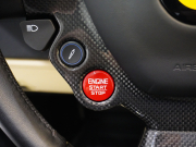 フェラーリ 488スパイダー F1 DCT　正規ﾃﾞｨｰﾗｰ車 ROSSOCORSA×CREMAﾚｻﾞｰ  20ｲﾝﾁ鍛造AW 電動ｼｰﾄ JBLｻｳﾝﾄﾞ ｶｰﾎﾞﾝｲﾝﾃﾘｱ ﾌﾛﾝﾄﾘﾌﾀｰ CCM SCM2