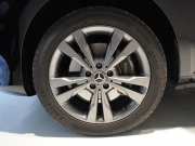 メルセデスベンツ Vクラス V260 ﾛﾝｸﾞ ﾚｰﾀﾞｰｾｰﾌﾃｨP 電動ﾊﾟｰﾃｰｼｮﾝ ﾌﾞﾗｳﾝﾚｻﾞｰｴｸﾞｾﾞｸﾃｨﾌﾞｼｰﾄ HDDﾅﾋﾞTV  自動ﾘｱｹﾞｰﾄ　2年保証