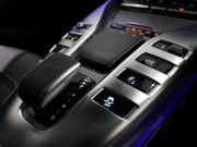 AMG GT 4ドアクーペ GT43 4MATIC+ AMG RIDE CONTROL+ PKG 1オーナー 右H Meコネクト HUD Pスタ 黒革 パノラマSR MBUXナビTV ベンチレーター ダイナミックシート ブルメスター ハンズフリーA AIRマチック 新車保証継承可