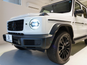 メルセデスベンツ Gクラス G400d ｴﾃﾞｨｼｮﾝﾏｸﾞﾉﾎﾜｲﾄ　正規D車 希少特別仕様 右H Meｺﾈｸﾄ ﾏﾇﾌｧｸﾄｩｰｱP 白革 ｻﾝﾙｰﾌ MBUXﾅﾋﾞTV ｱﾀﾞﾌﾟﾃｨﾌﾞﾀﾞﾝﾋﾟﾝｸﾞｼｽﾃﾑ 20AW 新車保証