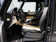 AMG Gクラス G63 designoｴｸｽｸﾙｰｼﾌﾞｲﾝﾃﾘｱPKG　571PS ｷｰﾚｽ 黒×ﾎﾟｰｾﾚﾝ革 ﾍﾞﾝﾁﾚｰﾀｰ SR 8ｲﾝﾁﾜｲﾄﾞﾅﾋﾞTV ﾌﾙｾｸﾞ harman/kardon CarPlay ｻｲﾄﾞｶﾒﾗ AMG20ｲﾝﾁAW　2年保証