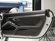 ポルシェ ボクスター GTS ｽﾎﾟｰﾂｸﾛﾉPKG　正規D車 右H 赤幌 有償色 ｺﾝﾋﾞ革 ｼｰﾄﾋｰﾀｰ ﾅﾋﾞTV  PASM ｶﾞｰｽﾞﾚｯﾄﾞﾒｰﾀｰ ｶﾗｰｸﾚｽﾄ20AW ｽﾎﾟｰﾂEX　2年保証付