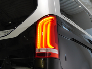 メルセデスベンツ Vクラス V220d AVG ﾛﾝｸﾞ　ﾏｲﾊﾞｯﾊ仕様 ｴｸﾞｾｸﾃｨﾌﾞｼｰﾄ TVﾓﾆﾀｰ付ﾊﾟｰﾃｰｼｮﾝ 専用ｺﾝﾄﾛｰﾙﾊﾟﾈﾙ 4人乗り　2年保証付