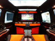 メルセデスベンツ Vクラス V220dｽﾎﾟｰﾂ ﾛﾝｸﾞ ﾚｰﾀﾞｰP　ﾏｲﾊﾞｯﾊ仕様 ｴｸﾞｾｸﾃｨﾌﾞｼｰﾄ TVﾓﾆﾀｰ付ﾊﾟｰﾃｰｼｮﾝ ﾊﾟﾉﾗﾏSR 4人乗り　2年保証付