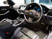 BMW Mシリーズ M3 Competition G80　ACC ﾒﾘﾉﾚｻﾞｰ ﾍﾞﾝﾁﾚｰｼｮﾝ ｶｰﾎﾞﾝﾙｰﾌ 純正ﾅﾋﾞTV harman/kardon 360ｶﾒﾗ LEDﾚｰｻﾞｰ ﾍｯﾄﾞｱｯﾌﾟD OP19/20ｲﾝﾁAW　2年保証