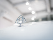 メルセデスベンツ Vクラス V220d AVG ロング レーダーP マイバッハ仕様 エグセクティブシート TVモニター付パーテーション パノラマSR 4人乗り 2年保証付