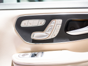 メルセデスベンツ Vクラス V220d AVG ロング レーダーP マイバッハ仕様 エグセクティブシート TVモニター付パーテーション パノラマSR 4人乗り 2年保証付