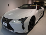 レクサス LC 500 Convertible　1ｵｰﾅｰ ﾏｰｸﾚﾋﾞﾝｿﾝ LexusSafetySystem+ 専用ｾﾐｱﾆﾘﾝﾚｻﾞｰｼｰﾄ ﾌﾚｱﾚｯﾄﾞｲﾝﾃﾘｱ ﾓﾃﾞﾘｽﾀｴｱﾛ&TRD21ｲﾝﾁAW　新車保証