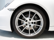 ポルシェ 911(Type991) ｶﾚﾗSｶﾌﾞﾘｵﾚ　MY13 ｸﾞﾚｰ革 ﾍﾞﾝﾁﾚｰﾀｰ ｶﾛｯﾂｪﾘｱSDﾅﾋﾞ BOSEｻｳﾝﾄﾞ PASM ﾊﾟﾜｸﾗﾏﾌﾗｰ ﾌﾙﾗｯﾋﾟﾝｸﾞ　2年保証付