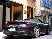ポルシェ 911(Type991) ﾀｰﾎﾞｶﾌﾞﾘｵﾚ ｽﾎﾟｰﾂｸﾛﾉPKG　正規D車 左H ﾌﾙﾚｻﾞｰｲﾝﾃﾘｱ 黒革 ﾅﾋﾞTV BOSEｻｳﾝﾄﾞ PASM 20ｲﾝﾁAW　2年保証付
