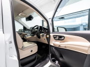 メルセデスベンツ Vクラス V220d AVG ﾛﾝｸﾞ ﾚｰﾀﾞｰP　ﾏｲﾊﾞｯﾊ仕様 ｴｸﾞｾｸﾃｨﾌﾞｼｰﾄ TVﾓﾆﾀｰ付ﾊﾟｰﾃｰｼｮﾝ 4人乗り　2年保証付