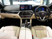 アルピナ D5 S ﾘﾑｼﾞﾝ　1ｵｰﾅｰ 後期 ｺﾝﾌｫA ACC ﾗｳﾞｧﾘﾅﾚｻﾞｰ ｺﾝﾌｫｰﾄｼｰﾄ SR HDDﾅﾋﾞ ﾘｱﾋﾞｭｰｶﾒﾗ harman/kardon ﾚｻﾞｰﾀﾞｯｼｭﾎﾞｰﾄﾞ ｸﾗｼｯｸ20AW　新車保証