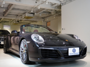 ポルシェ 911(Type991.2) ｶﾚﾗ4 ｶﾌﾞﾘｵﾚ ｽﾎﾟｰﾂｸﾛﾉPKG　正規D車 MY17 左H ﾌﾙﾚｻﾞｰｲﾝﾃﾘｱ ｴﾝﾄﾘｰD 赤革 純正PCMﾅﾋﾞ ﾌﾙｾｸﾞTV CarPlay ｽﾎﾟｰﾂｴｸﾞｿﾞｰｽﾄ RSﾃﾞｻﾞｲﾝ20AW　2年保証付