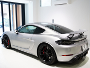 ポルシェ 718 ケイマン GT4 PDK ｸﾛﾉﾊﾟｯｹｰｼﾞ　正規D車 右H ExclusiveManufaktur 1ｵｰﾅｰ Race-Tex&ｶｰﾎﾞﾝｲﾝﾃﾘｱ PCMﾅﾋﾞ BOSEｻｳﾝﾄﾞ Bｶﾒﾗ LEDﾍｯﾄﾞﾗｲﾄ PDLS Plus ﾎﾜｲﾄﾒｰﾀｰ OPｶﾗｰ ｱｸﾗﾎﾟﾏﾌﾗｰ　2年保証