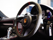 ポルシェ 718 ケイマン GT4 PDK ｸﾛﾉﾊﾟｯｹｰｼﾞ　正規D車 右H ExclusiveManufaktur 1ｵｰﾅｰ Race-Tex&ｶｰﾎﾞﾝｲﾝﾃﾘｱ PCMﾅﾋﾞ BOSEｻｳﾝﾄﾞ Bｶﾒﾗ LEDﾍｯﾄﾞﾗｲﾄ PDLS Plus ﾎﾜｲﾄﾒｰﾀｰ OPｶﾗｰ ｱｸﾗﾎﾟﾏﾌﾗｰ　2年保証