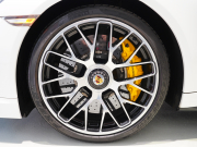 ポルシェ 911(Type991.1) ﾀｰﾎﾞS ｽﾎﾟｰﾂｸﾛﾉ&ｶｰﾎﾞﾝｲﾝﾃﾘｱPKG　正規D車 ｴﾝﾄﾘｰD PCCB 茶革 ﾍﾞﾝﾁﾚｰﾀｰ ｶﾞﾗｽﾙｰﾌ ﾅﾋﾞTV BOSEｻｳﾝﾄﾞ Bｶﾒﾗ PDLS付LEDﾗｲﾄ　2年保証付