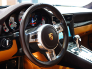 ポルシェ 911(Type991.1) ﾀｰﾎﾞS ｽﾎﾟｰﾂｸﾛﾉ&ｶｰﾎﾞﾝｲﾝﾃﾘｱPKG　正規D車 ｴﾝﾄﾘｰD PCCB 茶革 ﾍﾞﾝﾁﾚｰﾀｰ ｶﾞﾗｽﾙｰﾌ ﾅﾋﾞTV BOSEｻｳﾝﾄﾞ Bｶﾒﾗ PDLS付LEDﾗｲﾄ　2年保証付