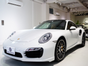 ポルシェ 911(Type991.1) ﾀｰﾎﾞS ｽﾎﾟｰﾂｸﾛﾉ&ｶｰﾎﾞﾝｲﾝﾃﾘｱPKG　正規D車 ｴﾝﾄﾘｰD PCCB 茶革 ﾍﾞﾝﾁﾚｰﾀｰ ｶﾞﾗｽﾙｰﾌ ﾅﾋﾞTV BOSEｻｳﾝﾄﾞ Bｶﾒﾗ PDLS付LEDﾗｲﾄ　2年保証付