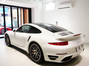 ポルシェ 911(Type991.1) ﾀｰﾎﾞS ｽﾎﾟｰﾂｸﾛﾉ&ｶｰﾎﾞﾝｲﾝﾃﾘｱPKG　正規D車 ｴﾝﾄﾘｰD PCCB 茶革 ﾍﾞﾝﾁﾚｰﾀｰ ｶﾞﾗｽﾙｰﾌ ﾅﾋﾞTV BOSEｻｳﾝﾄﾞ Bｶﾒﾗ PDLS付LEDﾗｲﾄ　2年保証付