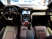 ランボルギーニ ウルス 4.0 ﾊｲｳｪｲ&ｱｰﾊﾞﾝﾛｰﾄﾞPKG　1ｵｰﾅｰ 正規D車 左H 5人乗り B/KｽﾀｲﾙPKG 黒革 ﾋｰﾀｰ&ﾍﾞﾝﾁﾚｰﾀｰ ﾊﾟﾉﾗﾏSR 純正ﾅﾋﾞTV ﾄｯﾌﾟﾋﾞｭｰｶﾒﾗ Bang&Olufsen ﾍｯﾄﾞｱｯﾌﾟD 23ｲﾝﾁTaigeteAW　新車保証