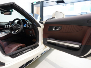 AMG GT ﾛｰﾄﾞｽﾀｰ AMGﾊﾟﾌｫｰﾏﾝｽｼｰﾄPKG　正規D車 ﾍﾞｰｼﾞｭ幌 右H ﾏﾛﾝ革 ｼｰﾄﾋｰﾀｰ&ﾍﾞﾝﾁﾚｰﾀｰ 純正ﾅﾋﾞTV ﾌﾙｾｸﾞ Bｶﾒﾗ ｶｰﾎﾞﾝｽﾃｯﾌﾟ LEDﾗｲﾄ 19/20ｲﾝﾁAW　2年保証