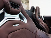 AMG GT ﾛｰﾄﾞｽﾀｰ AMGﾊﾟﾌｫｰﾏﾝｽｼｰﾄPKG　正規D車 ﾍﾞｰｼﾞｭ幌 右H ﾏﾛﾝ革 ｼｰﾄﾋｰﾀｰ&ﾍﾞﾝﾁﾚｰﾀｰ 純正ﾅﾋﾞTV ﾌﾙｾｸﾞ Bｶﾒﾗ ｶｰﾎﾞﾝｽﾃｯﾌﾟ LEDﾗｲﾄ 19/20ｲﾝﾁAW　2年保証