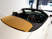 AMG GT ﾛｰﾄﾞｽﾀｰ AMGﾊﾟﾌｫｰﾏﾝｽｼｰﾄPKG　正規D車 ﾍﾞｰｼﾞｭ幌 右H ﾏﾛﾝ革 ｼｰﾄﾋｰﾀｰ&ﾍﾞﾝﾁﾚｰﾀｰ 純正ﾅﾋﾞTV ﾌﾙｾｸﾞ Bｶﾒﾗ ｶｰﾎﾞﾝｽﾃｯﾌﾟ LEDﾗｲﾄ 19/20ｲﾝﾁAW　2年保証