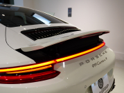 ポルシェ 911(Type991.2) ｶﾚﾗ4 ｽﾎﾟｰﾂｸﾛﾉPKG　右H ﾌﾙﾚｻﾞｰﾂｰﾄﾝｲﾝﾃﾘｱ 赤革 純正PCMﾅﾋﾞ CarPlay Bｶﾒﾗ ﾊﾟｰｸｱｼｽﾄ ｶﾚﾗS20AW　2年保証付