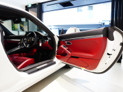 ポルシェ 911(Type991.2) ｶﾚﾗ4 ｽﾎﾟｰﾂｸﾛﾉPKG　右H ﾌﾙﾚｻﾞｰﾂｰﾄﾝｲﾝﾃﾘｱ 赤革 純正PCMﾅﾋﾞ CarPlay Bｶﾒﾗ ﾊﾟｰｸｱｼｽﾄ ｶﾚﾗS20AW　2年保証付