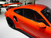 ポルシェ 911(Type991.1) GT3 RS　正規D車 左H ｽﾎﾟｰﾂｸﾛﾉ ｶｰﾎﾞﾝﾊﾞｹｯﾄ ｶｰﾎﾞﾝ&ﾌﾙﾚｻﾞｰｲﾝﾃﾘｱ PCCB Fﾘﾌﾀｰ ｽﾎﾟｴｸﾞ ﾅﾋﾞTV OPｶﾗｰ　2年保証付