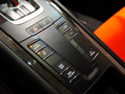 ポルシェ 911(Type991.1) GT3 RS　正規D車 左H ｽﾎﾟｰﾂｸﾛﾉ ｶｰﾎﾞﾝﾊﾞｹｯﾄ ｶｰﾎﾞﾝ&ﾌﾙﾚｻﾞｰｲﾝﾃﾘｱ PCCB Fﾘﾌﾀｰ ｽﾎﾟｴｸﾞ ﾅﾋﾞTV OPｶﾗｰ　2年保証付