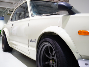 日産 スカイライン GT-R KPGC10 ﾊｺｽｶ　S20ｴﾝｼﾞﾝ ｿﾚｯｸｽ ﾀｺ足 ﾃﾞｭｱﾙﾏﾌﾗｰ ﾛｰﾙｹｰｼﾞ ﾜﾀﾅﾍﾞ15ｲﾝﾁAW