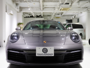ポルシェ 911(Type992) ｶﾚﾗS ｽﾎﾟｰﾂｸﾛﾉPKG　正規D車 右H ｴﾝﾄﾘｰD ﾌﾙﾚｻﾞｰﾂｰﾄﾝｲﾝﾃﾘｱ 赤革 純正PCMﾅﾋﾞ CarPlay ｱｸﾃｨﾌﾞｾｰﾌﾃｨ ｻﾗｳﾝﾄﾞｶﾒﾗ ｶﾚﾗｸﾗｼｯｸ20/21AW　2年保証