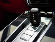 ポルシェ 911(Type992) ｶﾚﾗS ｽﾎﾟｰﾂｸﾛﾉPKG　正規D車 右H ｴﾝﾄﾘｰD ﾌﾙﾚｻﾞｰﾂｰﾄﾝｲﾝﾃﾘｱ 赤革 純正PCMﾅﾋﾞ CarPlay ｱｸﾃｨﾌﾞｾｰﾌﾃｨ ｻﾗｳﾝﾄﾞｶﾒﾗ ｶﾚﾗｸﾗｼｯｸ20/21AW　2年保証