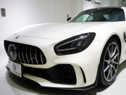 AMG GT R　後期ﾓﾃﾞﾙ 正規D車 ｷｰﾚｽｺﾞｰ AMGﾊﾞｹｯﾄｽﾎﾟｰﾂｼｰﾄ 純正ﾅﾋﾞTV CarPlay F&Bｶﾒﾗ AMGﾊﾟﾌｫｰﾏﾝｽEX ｶｰﾎﾞﾝｲﾝﾃﾘｱ LEDﾍｯﾄﾞﾗｲﾄ 20AW　2年保証付