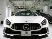 AMG GT R　後期ﾓﾃﾞﾙ 正規D車 ｷｰﾚｽｺﾞｰ AMGﾊﾞｹｯﾄｽﾎﾟｰﾂｼｰﾄ 純正ﾅﾋﾞTV CarPlay F&Bｶﾒﾗ AMGﾊﾟﾌｫｰﾏﾝｽEX ｶｰﾎﾞﾝｲﾝﾃﾘｱ LEDﾍｯﾄﾞﾗｲﾄ 20AW　2年保証付