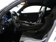 AMG GT R　後期ﾓﾃﾞﾙ 正規D車 ｷｰﾚｽｺﾞｰ AMGﾊﾞｹｯﾄｽﾎﾟｰﾂｼｰﾄ 純正ﾅﾋﾞTV CarPlay F&Bｶﾒﾗ AMGﾊﾟﾌｫｰﾏﾝｽEX ｶｰﾎﾞﾝｲﾝﾃﾘｱ LEDﾍｯﾄﾞﾗｲﾄ 20AW　2年保証付