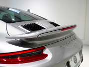 ポルシェ 911(Type991.2) ﾀｰﾎﾞS ｽﾎﾟｰﾂｸﾛﾉPKG　MY17 ｴﾝﾄﾘ‐D ﾚｻﾞｰｲﾝﾃﾘｱ 黒革 PCMﾅﾋﾞ Carplay PCCB ﾌﾞﾙﾒｽﾀｰS 　2年保証付