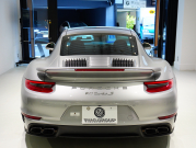 ポルシェ 911(Type991.2) ﾀｰﾎﾞS ｽﾎﾟｰﾂｸﾛﾉPKG　MY17 ｴﾝﾄﾘ‐D ﾚｻﾞｰｲﾝﾃﾘｱ 黒革 PCMﾅﾋﾞ Carplay PCCB ﾌﾞﾙﾒｽﾀｰS 　2年保証付