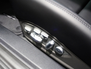 ポルシェ 911(Type991.2) ﾀｰﾎﾞS ｽﾎﾟｰﾂｸﾛﾉPKG　MY17 ｴﾝﾄﾘ‐D ﾚｻﾞｰｲﾝﾃﾘｱ 黒革 PCMﾅﾋﾞ Carplay PCCB ﾌﾞﾙﾒｽﾀｰS 　2年保証付