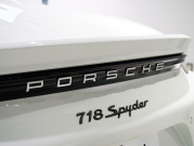 ポルシェ 718スパイダー 4.0 6MT　正規D車 ｽﾎﾟｰﾂｸﾛﾉP ｽﾊﾟｲﾀﾞｰｸﾗｼｯｸｲﾝﾃﾘｱ 18Wayｽﾎﾟｰﾂｼｰﾄ PCMﾅﾋﾞ Bｶﾒﾗ PASM ｽﾎﾟｴｸﾞ 20ｲﾝﾁ718ｽﾊﾟｲﾀﾞｰAW 新車保証付